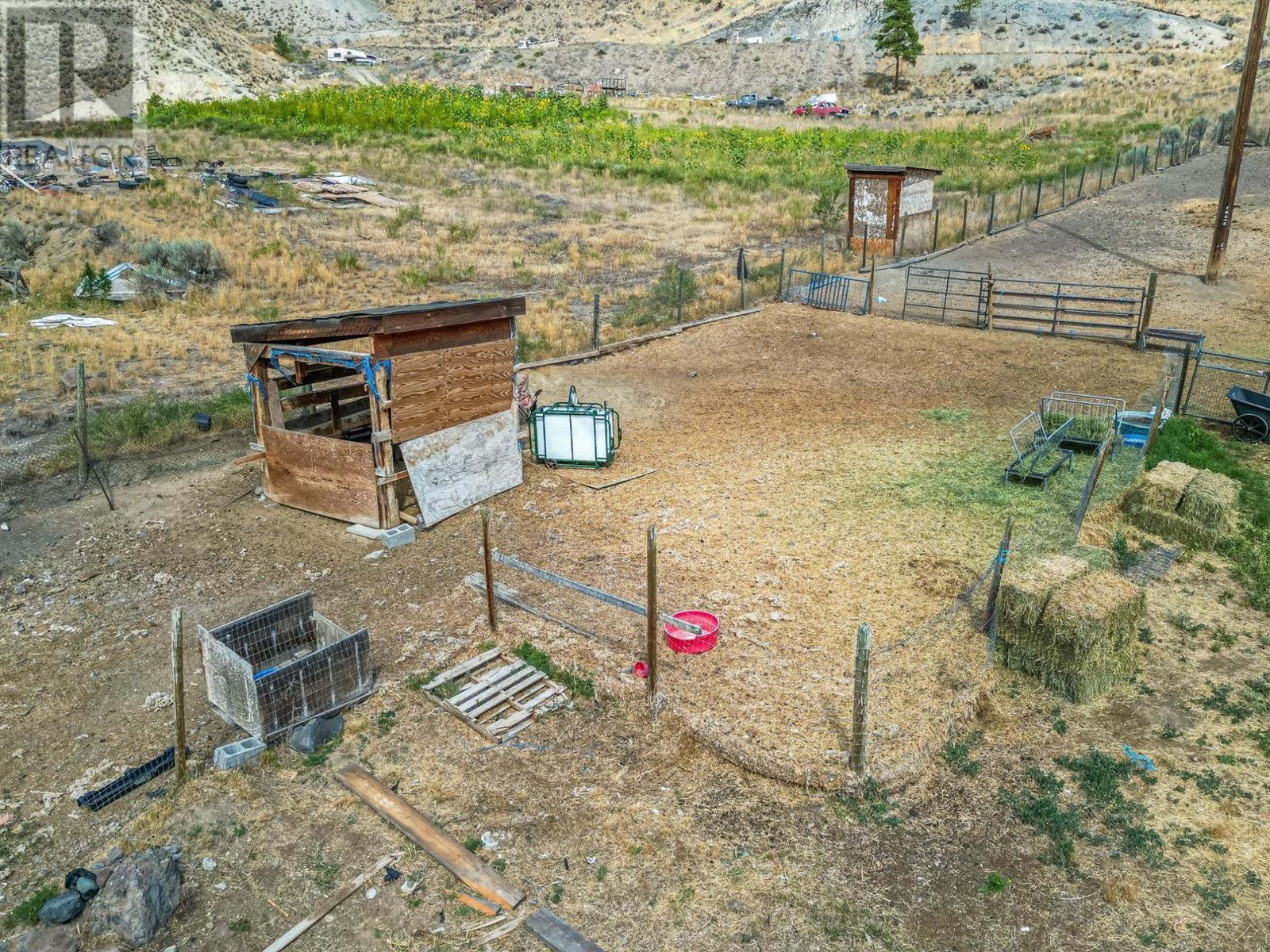 4060 Hills Frontage Rd, Cache Creek, British Columbia  V0K 1H1 - Photo 38 - 180333