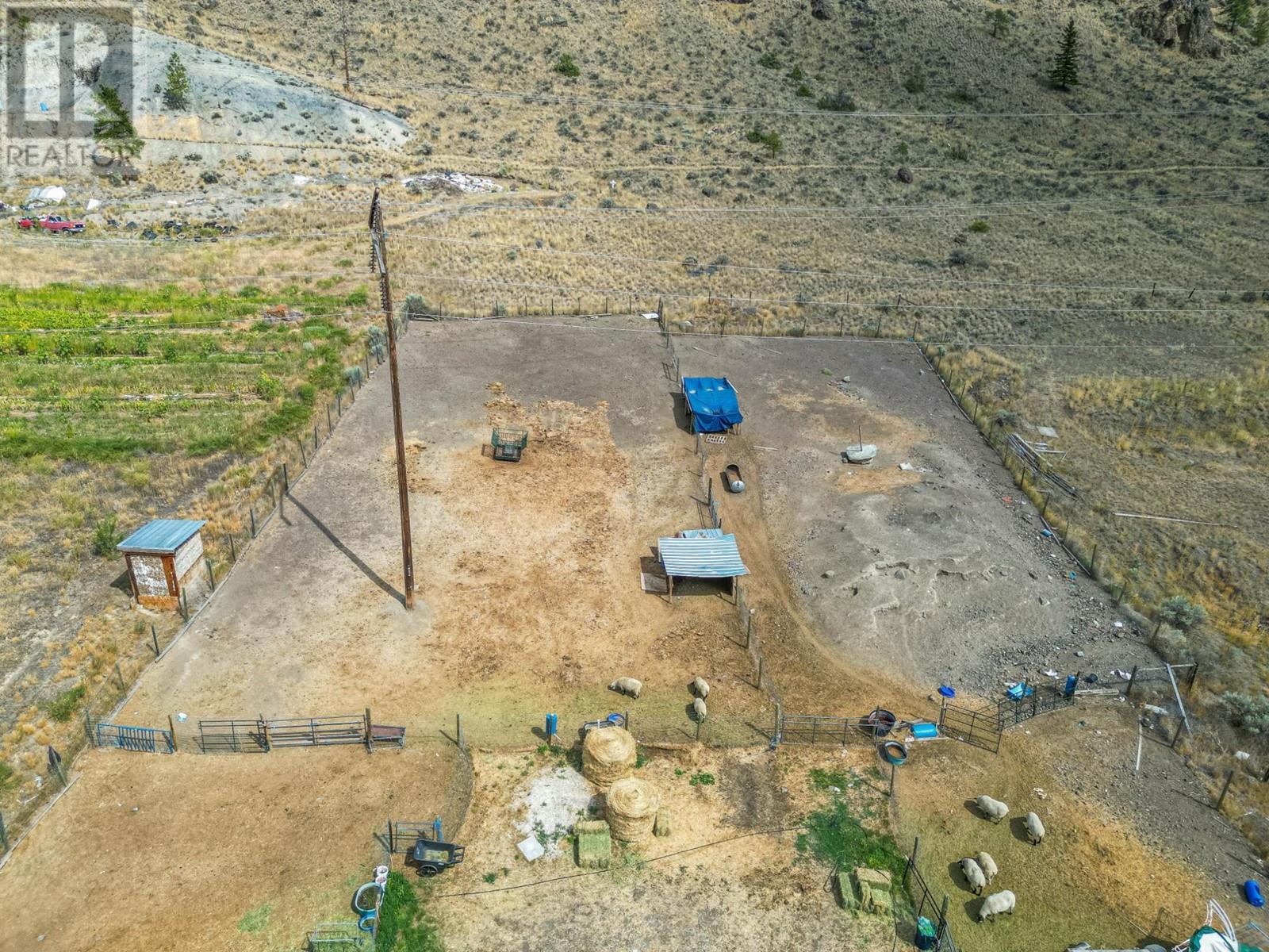 4060 Hills Frontage Rd, Cache Creek, British Columbia  V0K 1H1 - Photo 40 - 180333