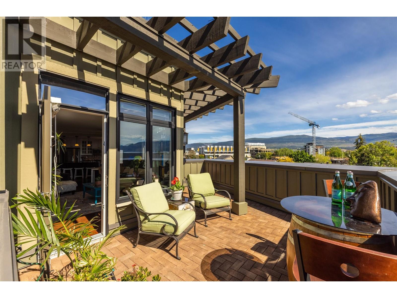 2901 Abbott Street Unit# 305 Kelowna