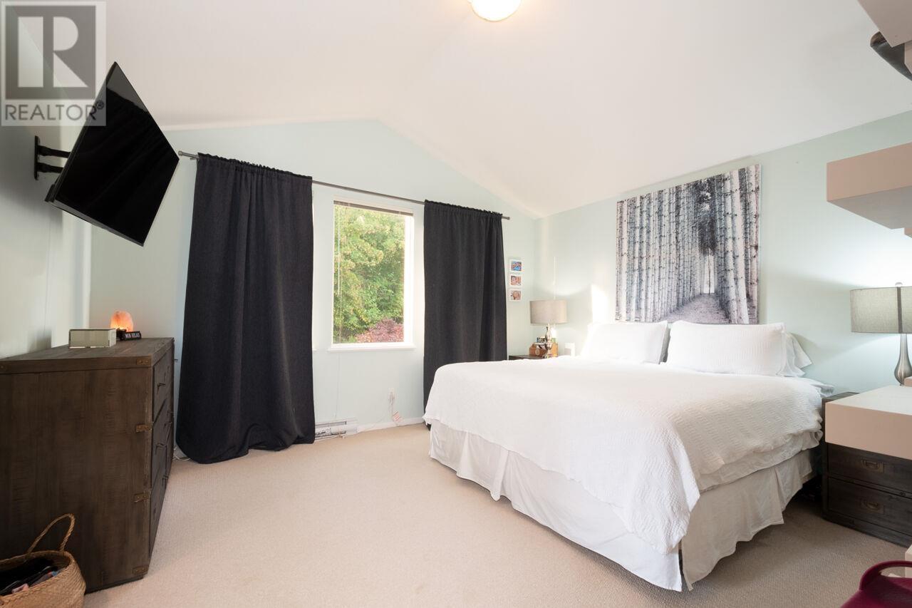 99 Maple Drive, Port Moody, British Columbia  V3H 2Y2 - Photo 13 - R2914344