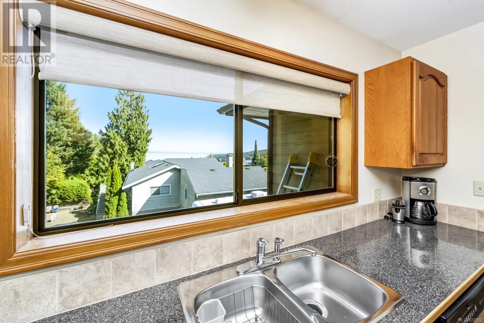 Property at 800 Seamist Pl image 1