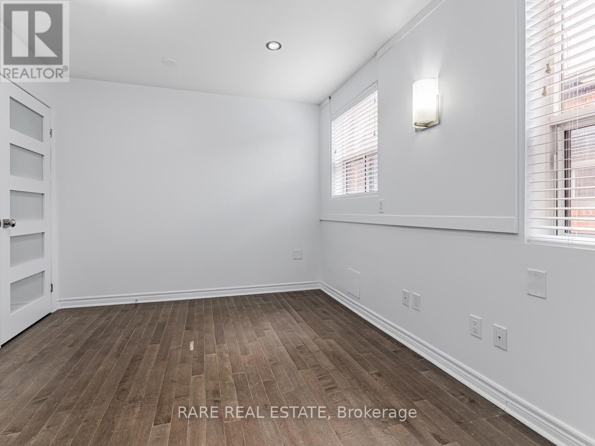 Floor 2 - 1004 Eglinton Avenue W, Toronto (Forest Hill North), Ontario  M6C 2C5 - Photo 15 - C9252437