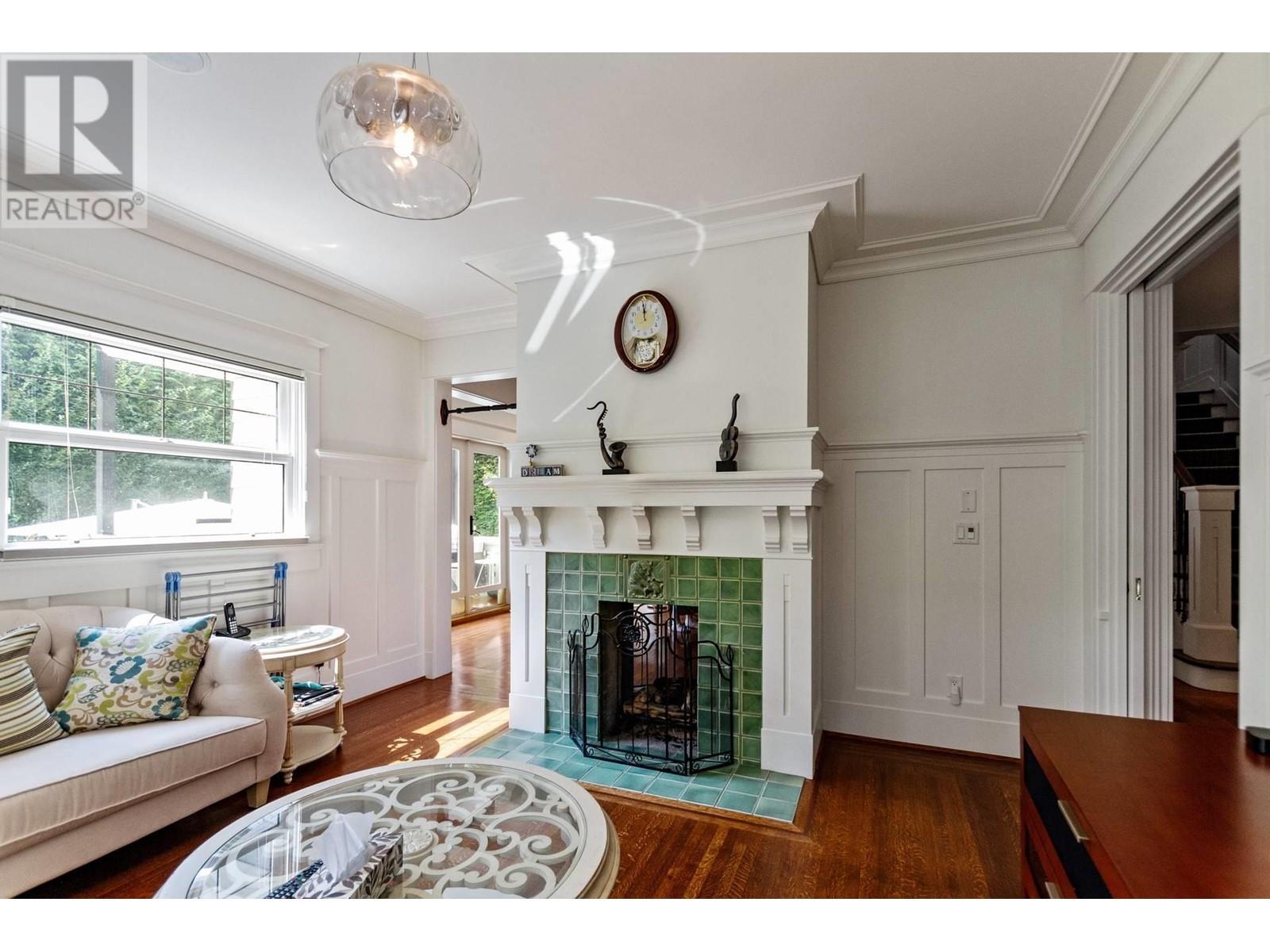 Listing Picture 5 of 36 : 3835 SELKIRK STREET, Vancouver / 溫哥華 - 魯藝地產 Yvonne Lu Group - MLS Medallion Club Member