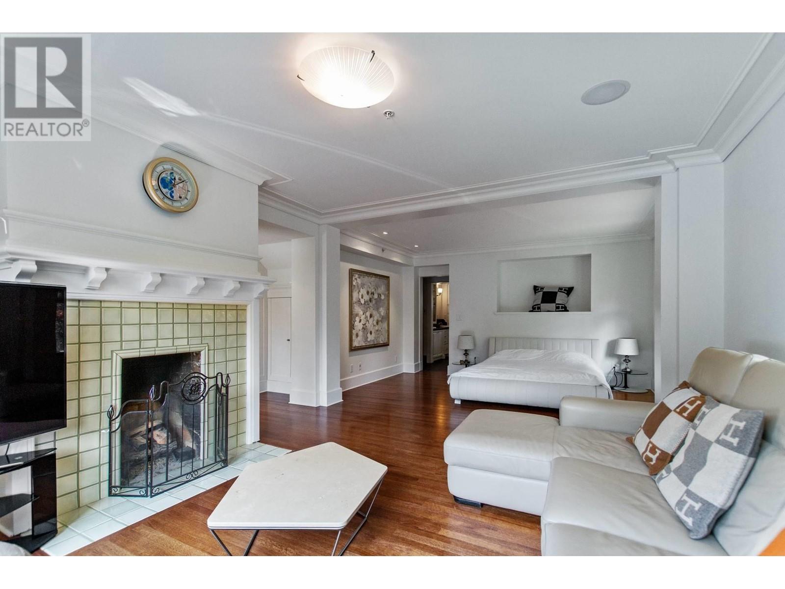 Listing Picture 17 of 36 : 3835 SELKIRK STREET, Vancouver / 溫哥華 - 魯藝地產 Yvonne Lu Group - MLS Medallion Club Member