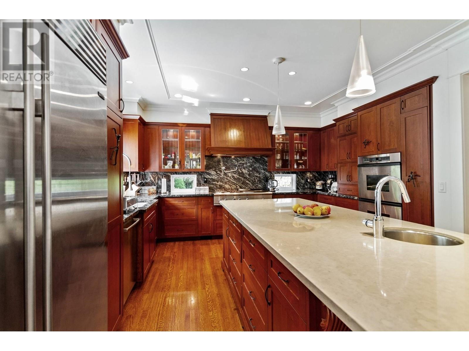 Listing Picture 12 of 36 : 3835 SELKIRK STREET, Vancouver / 溫哥華 - 魯藝地產 Yvonne Lu Group - MLS Medallion Club Member