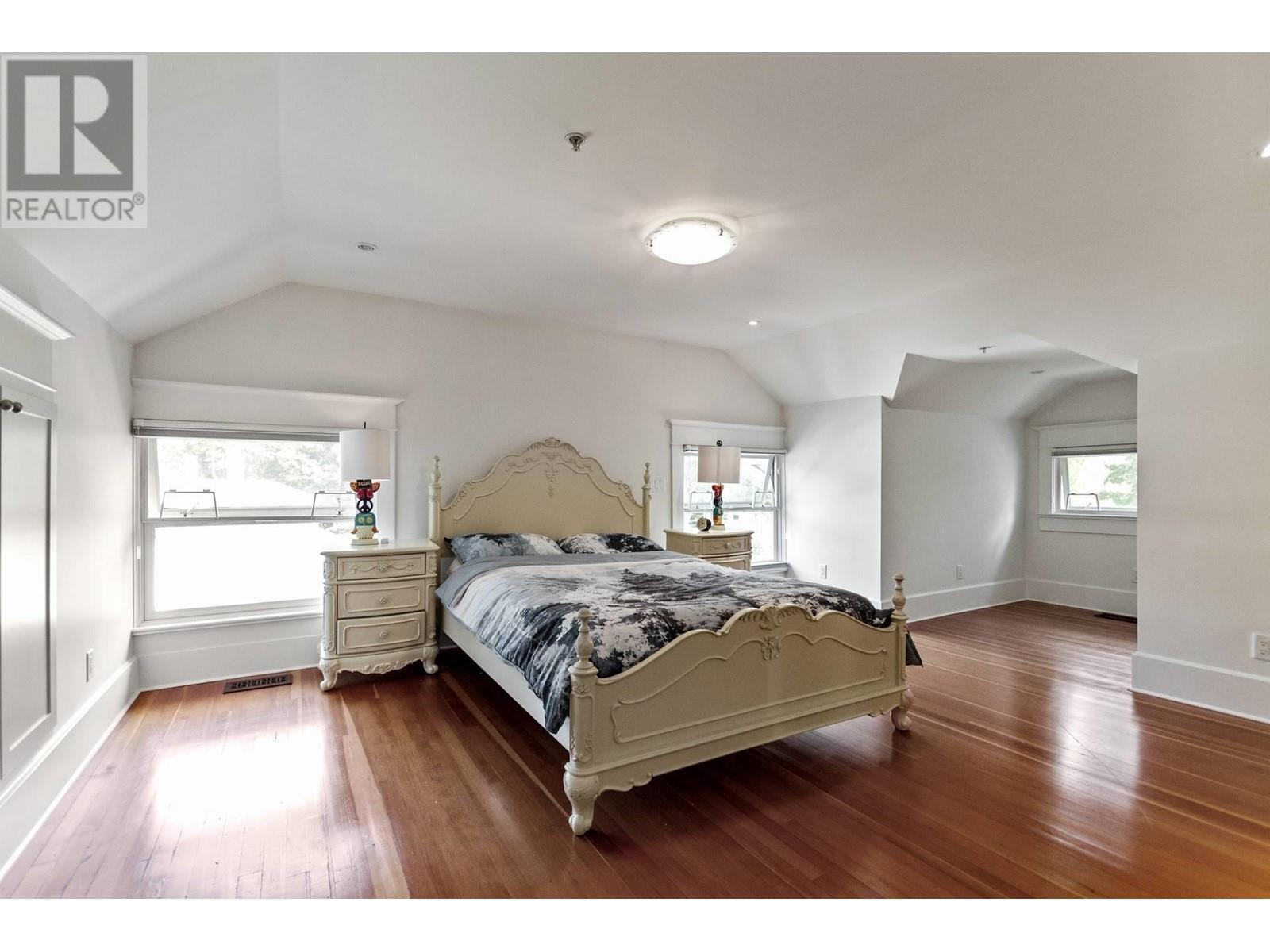 Listing Picture 24 of 36 : 3835 SELKIRK STREET, Vancouver / 溫哥華 - 魯藝地產 Yvonne Lu Group - MLS Medallion Club Member