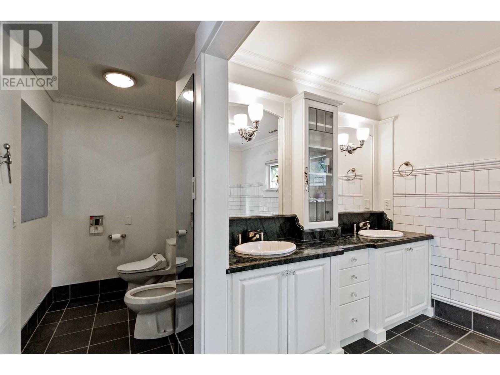 Listing Picture 20 of 36 : 3835 SELKIRK STREET, Vancouver / 溫哥華 - 魯藝地產 Yvonne Lu Group - MLS Medallion Club Member