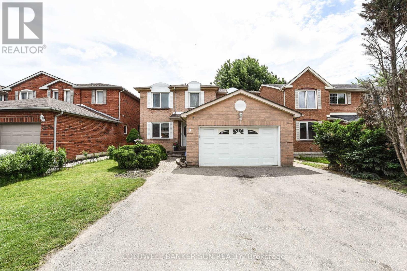 5 LILLY CRESCENT, brampton (brampton south), Ontario