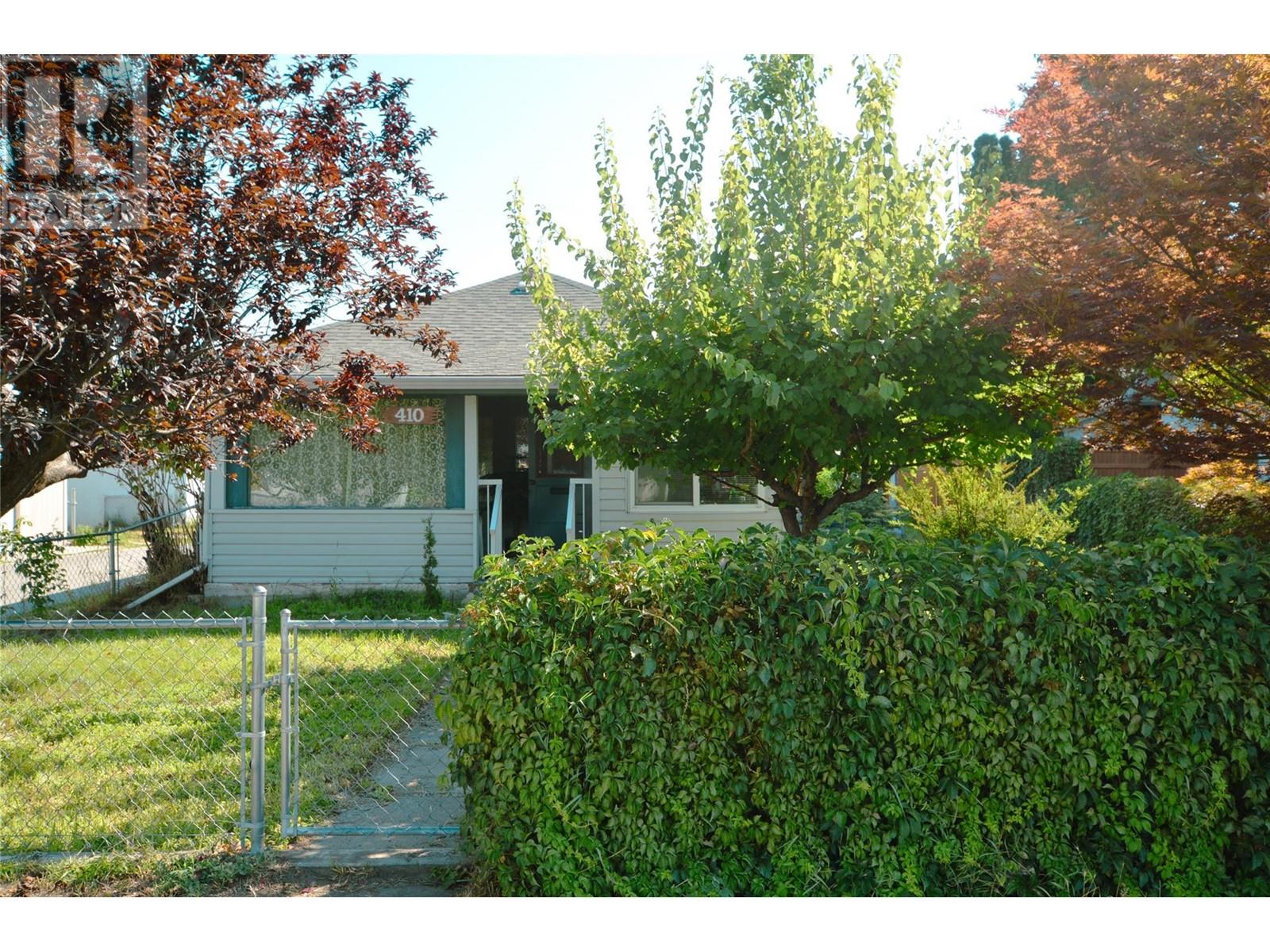 410 Young Street, Penticton, British Columbia  V2A 5T1 - Photo 2 - 10321835