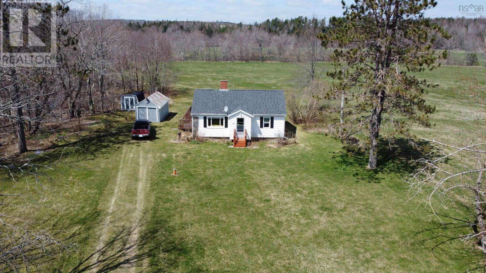 785 Southside, Newton Mills, Nova Scotia  B0N 2P0 - Photo 2 - 202417427