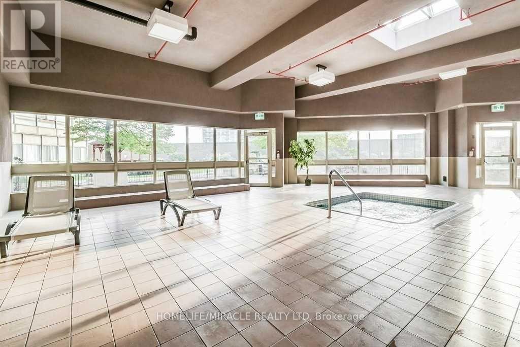 402 - 3233 Eglinton Avenue E, Toronto (Scarborough Village), Ontario  M1J 3N6 - Photo 6 - E9252755