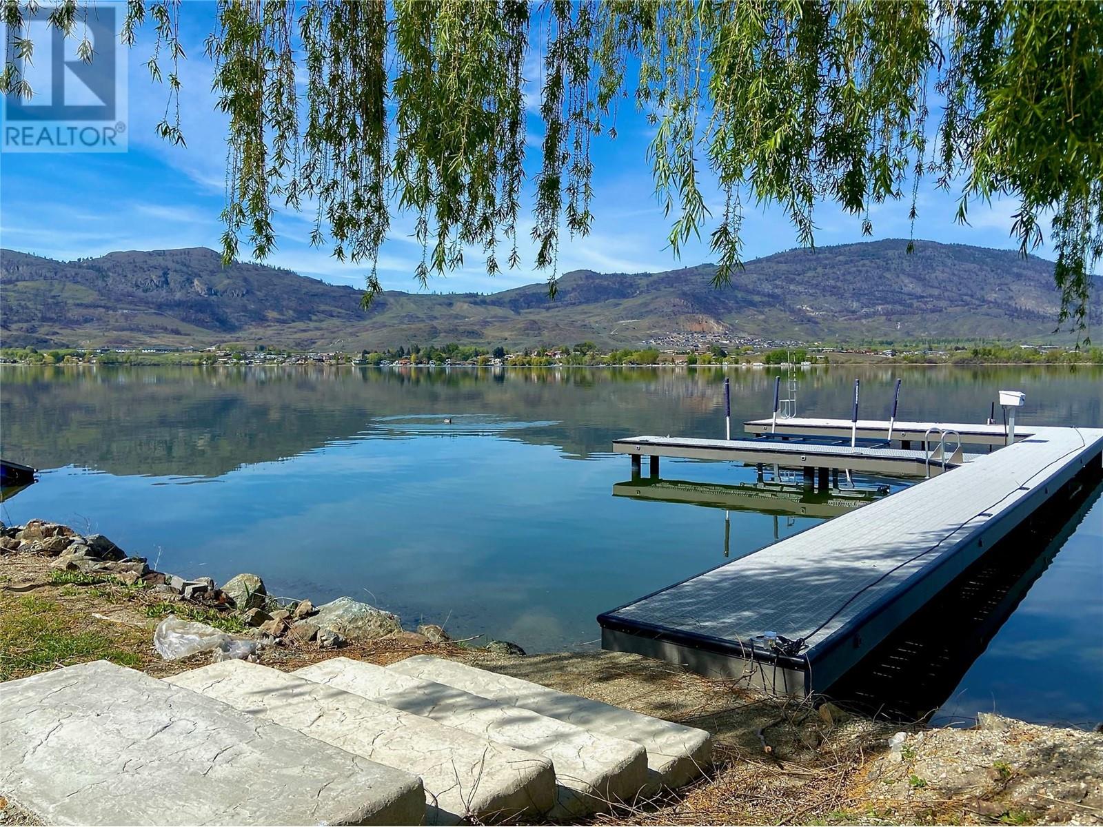 2414 Lakeshore Drive, Osoyoos, British Columbia  V0H 1V6 - Photo 3 - 10321722