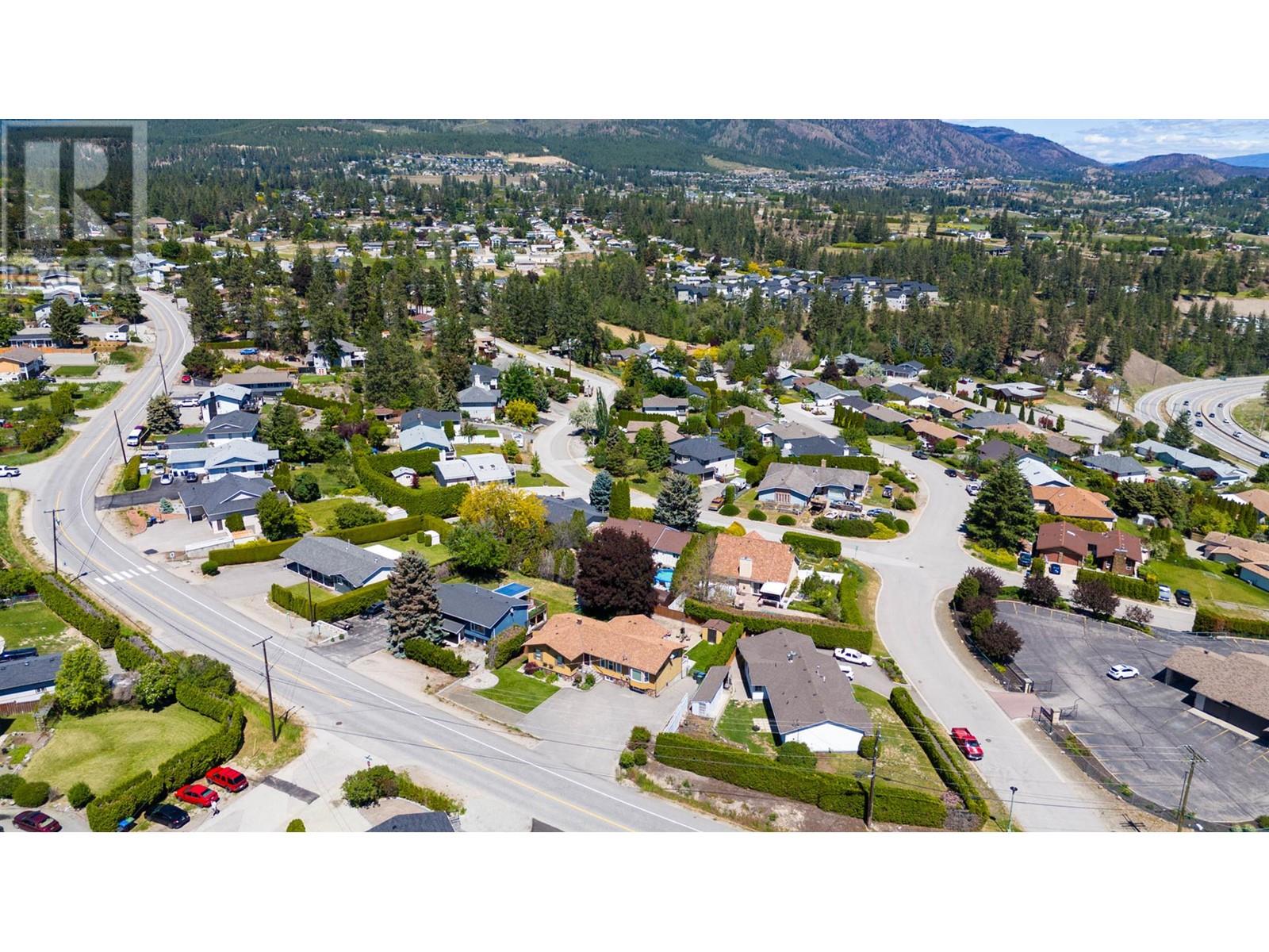 2816 Lower Glenrosa Road West Kelowna