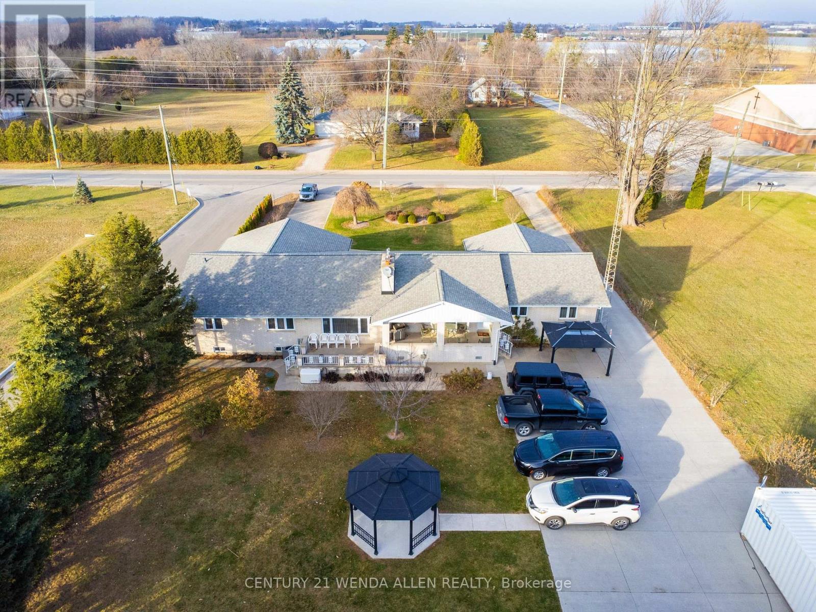 408 Mersea Road 3 Road, Leamington, Ontario  N8H 3V5 - Photo 10 - X9005410