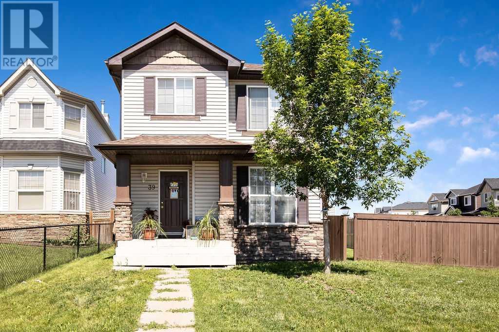 39 Saddlebrook Mews NE, calgary, Alberta