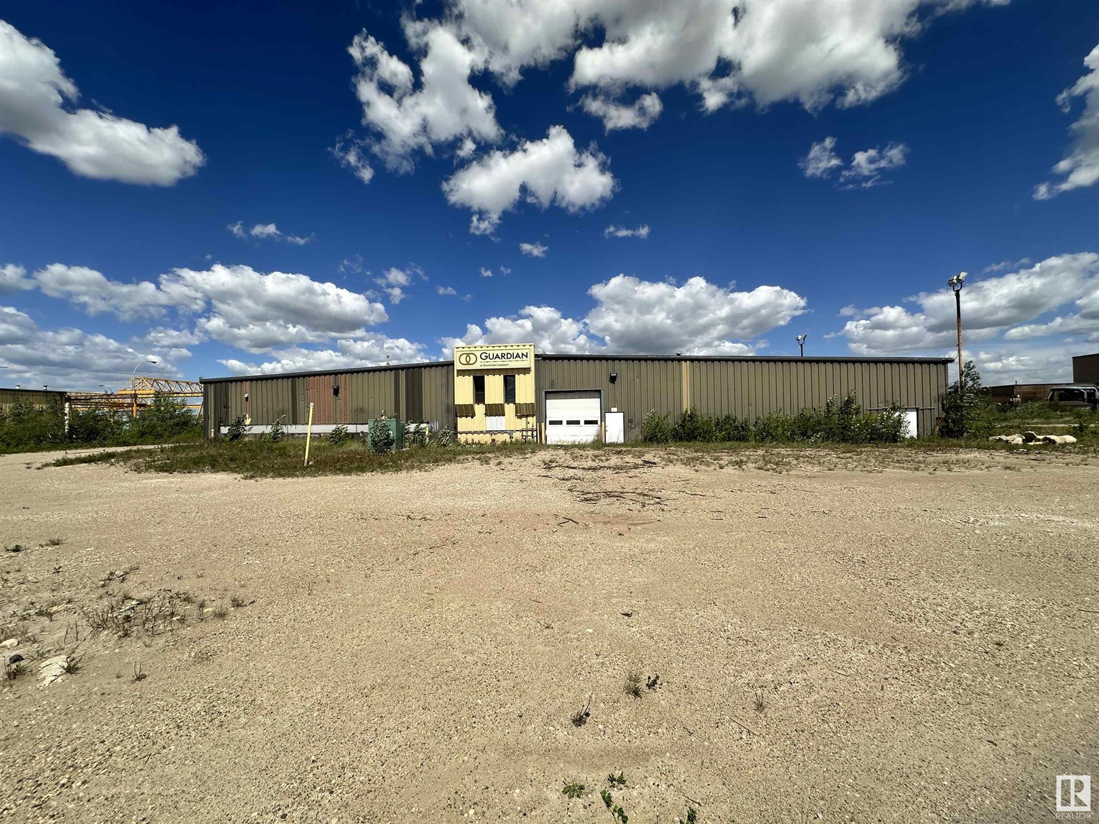 604 And 606 17 Av, Nisku, Alberta  T9E 7T1 - Photo 5 - E4401915