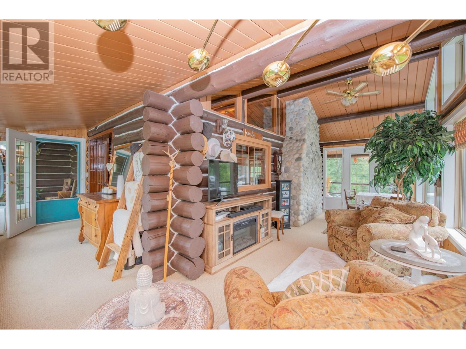 346 Mabel Lake Road Lumby