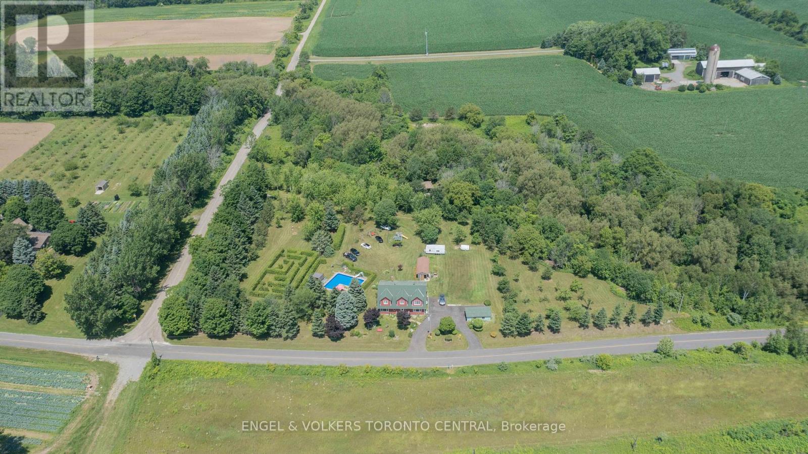 4220 LAKESHORE ROAD, clarington (newcastle), Ontario