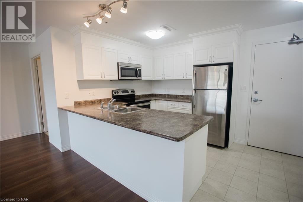 141 Vansickle Road Unit# 201, St. Catharines, Ontario  L2S 3W4 - Photo 2 - 40617125