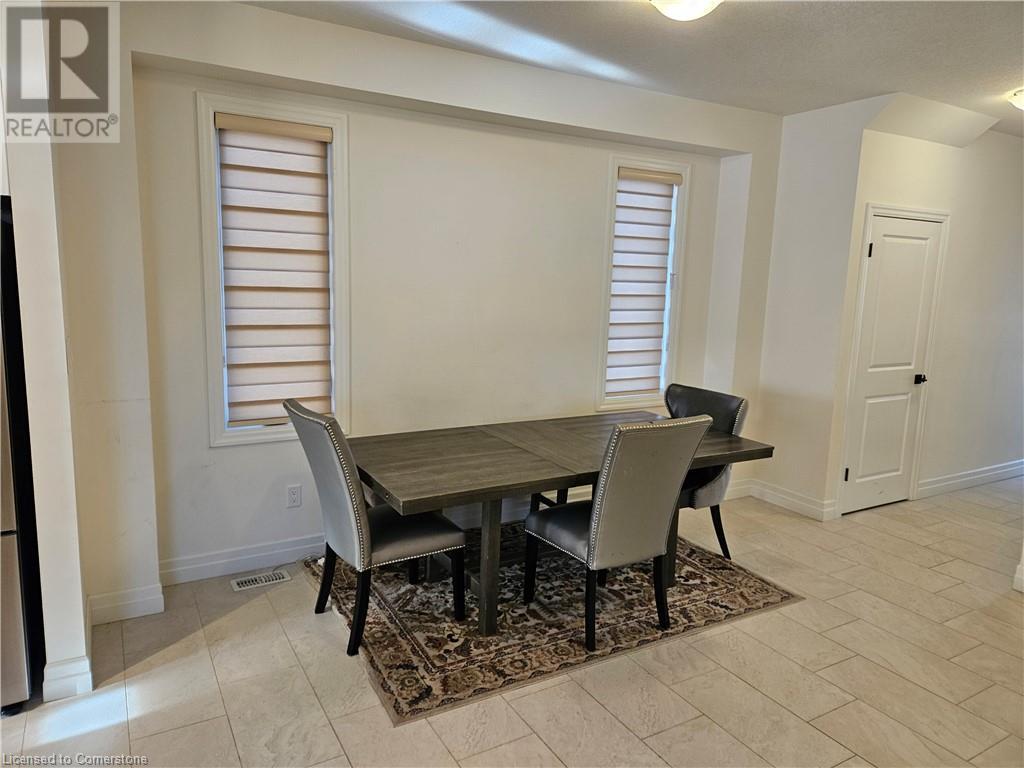 929 Dunnigan Court, Kitchener, Ontario  N2B 3J7 - Photo 5 - 40629343