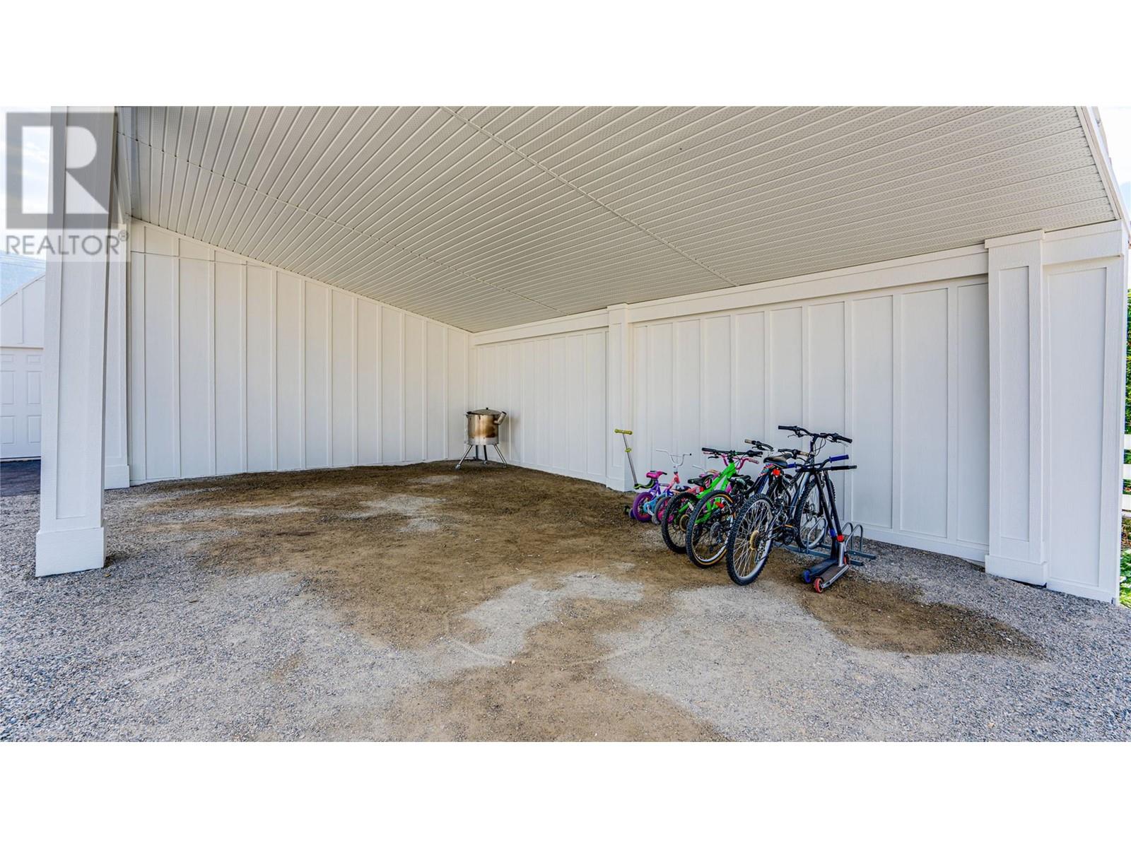 8935 Kalamalka Road Coldstream