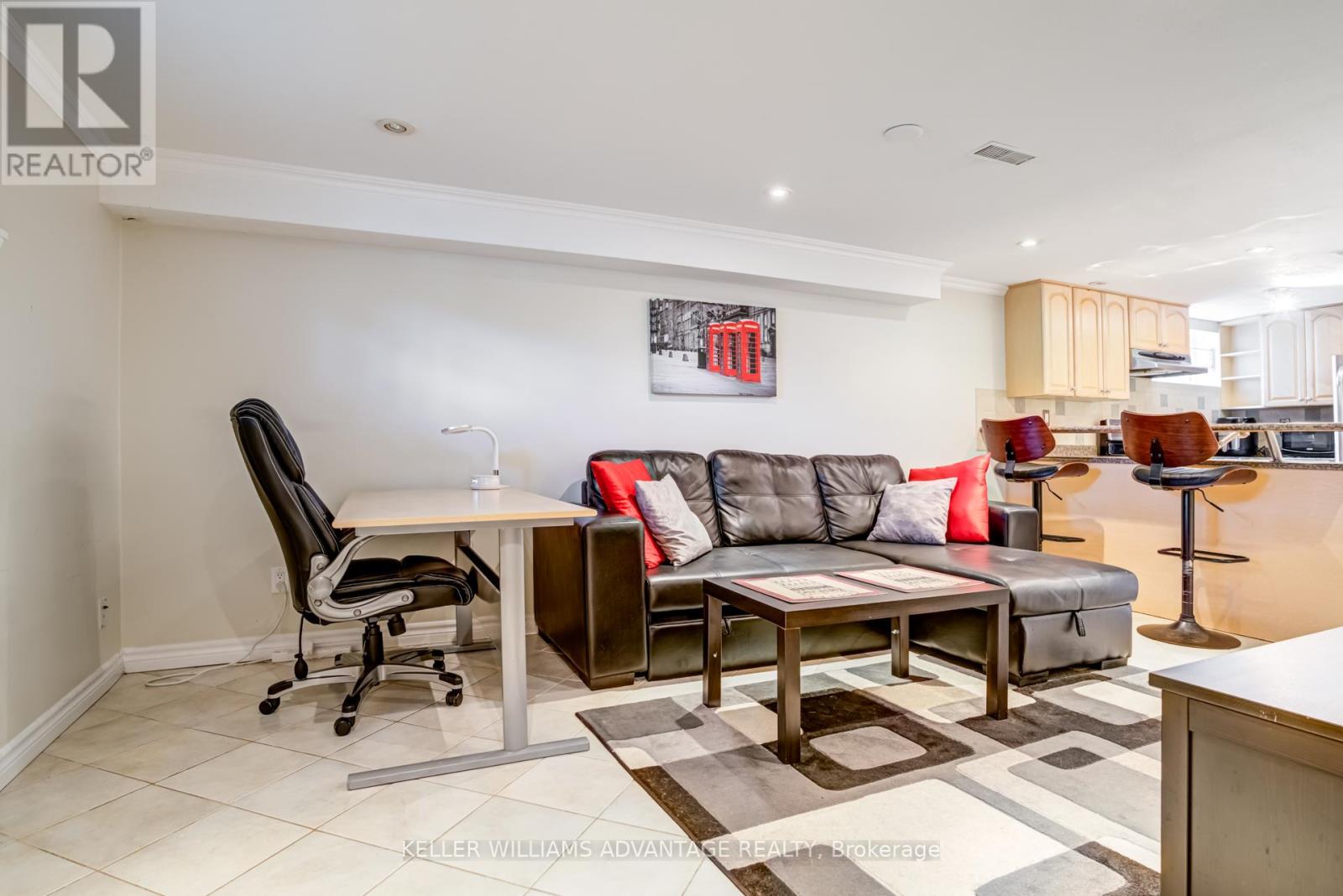 Lower - 183 Glenwood Crescent, Toronto (O'connor-Parkview), Ontario  M4B 1K3 - Photo 19 - E9253434