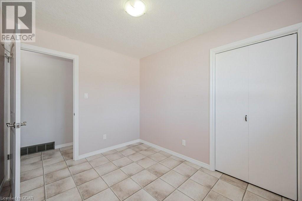 4 Valleyridge Trail, Guelph, Ontario  N1G 4A9 - Photo 33 - 40633345