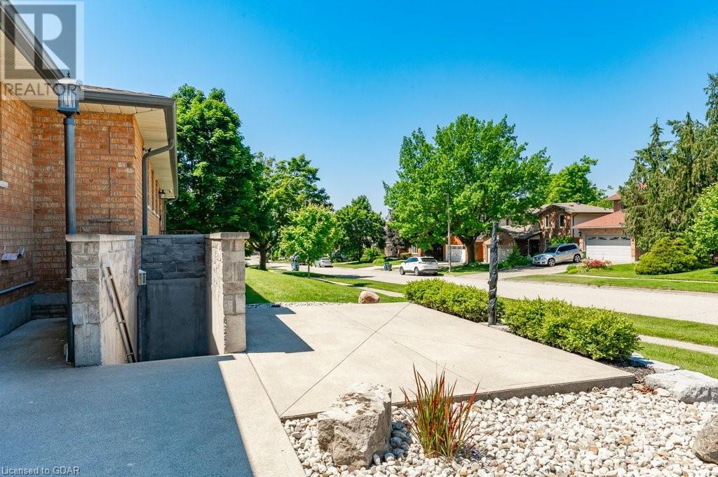 4 Valleyridge Trail, Guelph, Ontario  N1G 4A9 - Photo 45 - 40633345