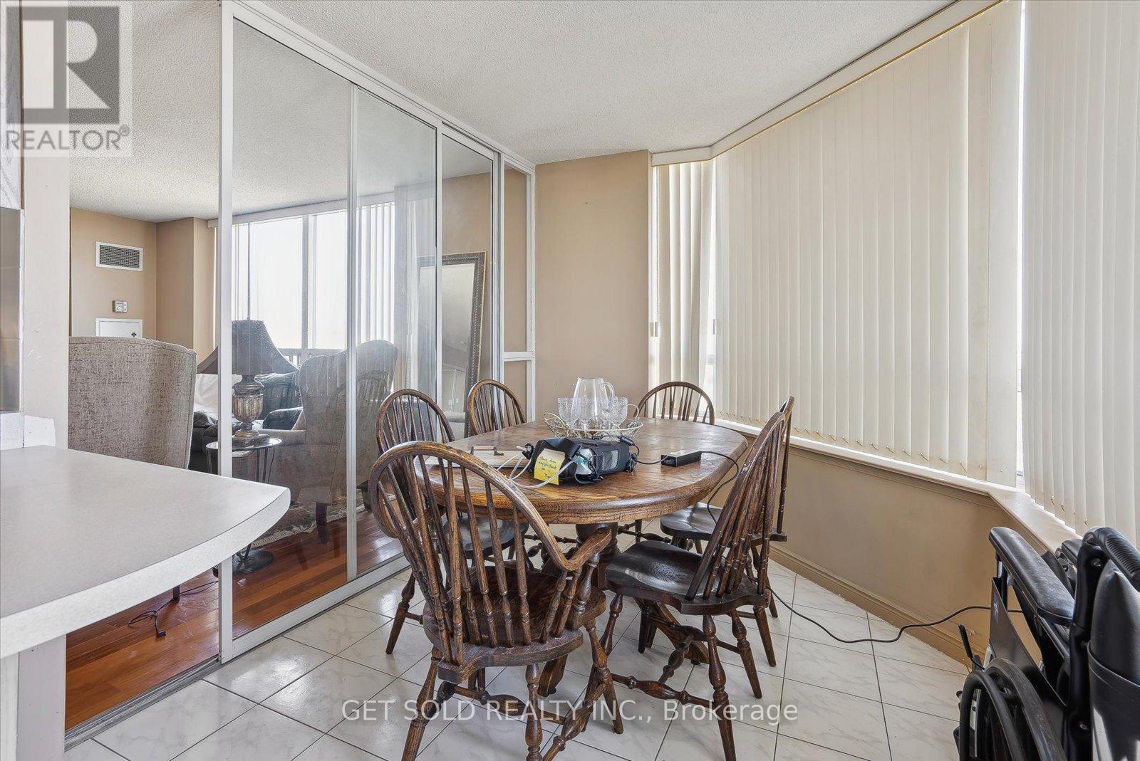 1681 - 1 Greystone Walk Drive, Toronto (Kennedy Park), Ontario  M1K 5J3 - Photo 13 - E9253472