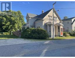 43 Fairmont Street, Mahone Bay, Ca