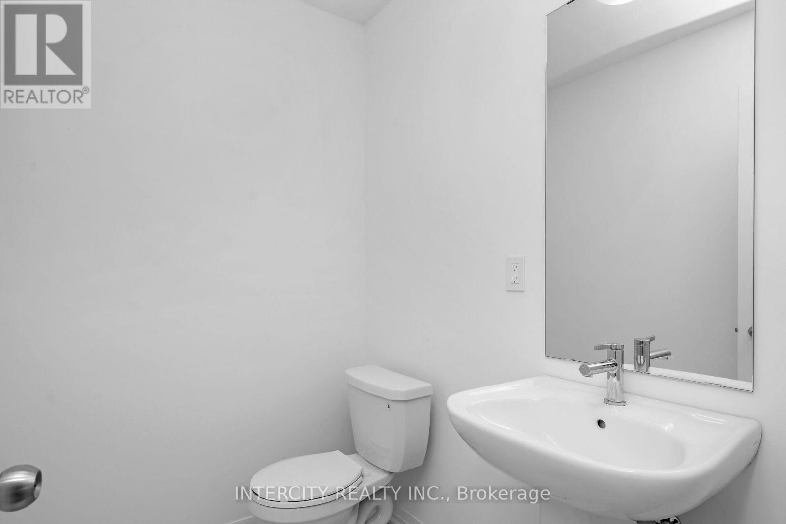 19 Alan Francis Lane, Markham (Cachet), Ontario  L6C 3B5 - Photo 8 - N9012565