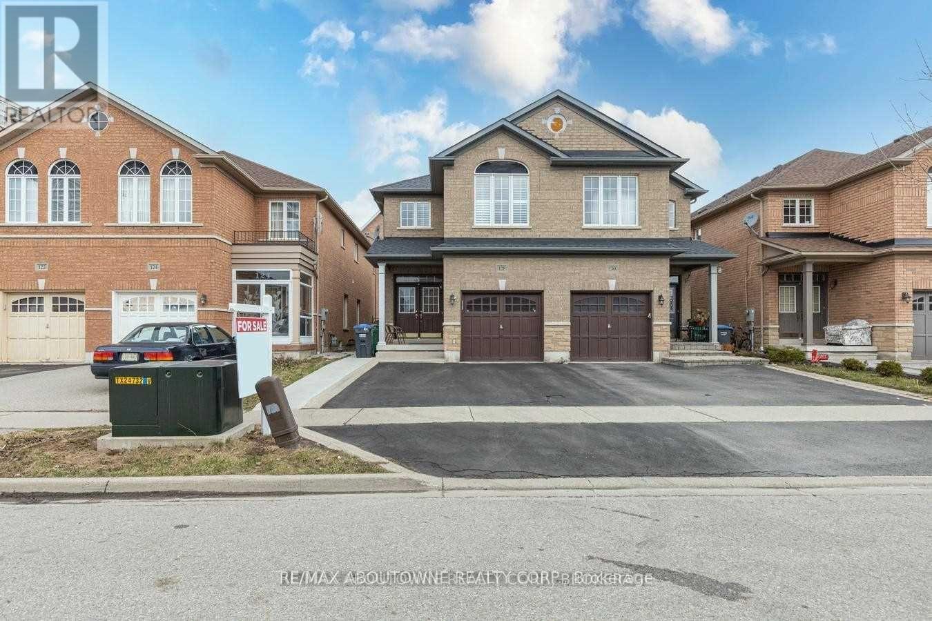 Upper - 128 Breton Avenue, Mississauga (Hurontario), Ontario  L4Z 4K5 - Photo 2 - W9253628