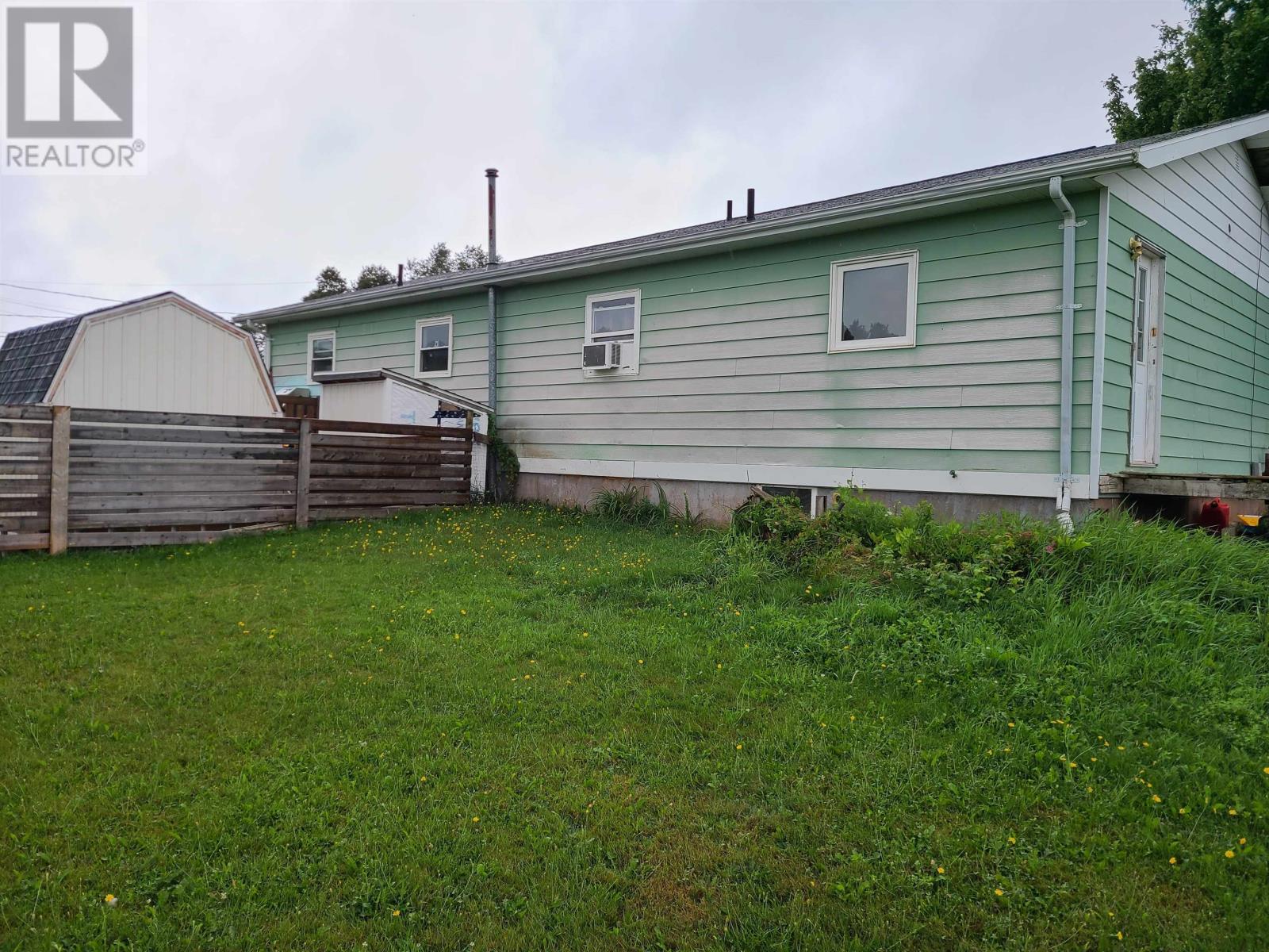 8-10 Jane Crescent, Stratford, Prince Edward Island  C1B 1K4 - Photo 17 - 202419601