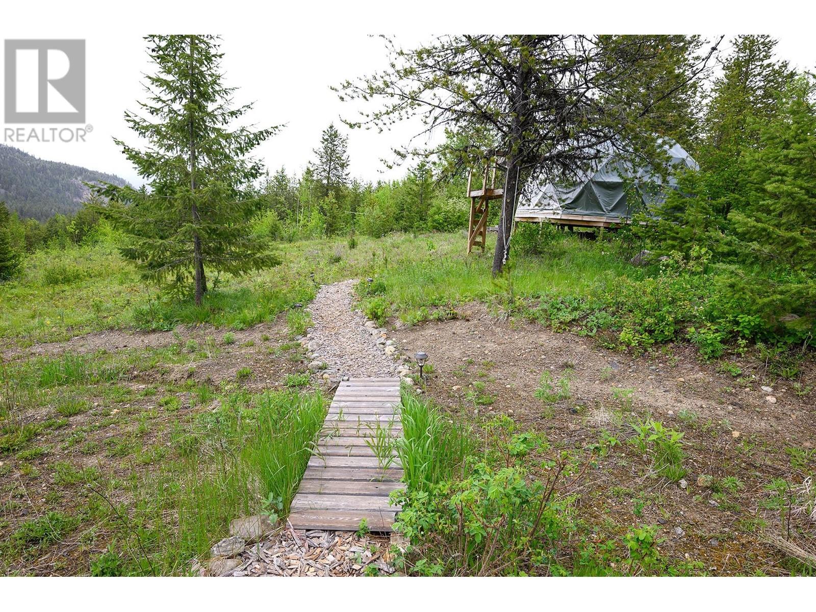 894 Hepburn Rd, Chase, British Columbia  V0E 1M1 - Photo 19 - 180350