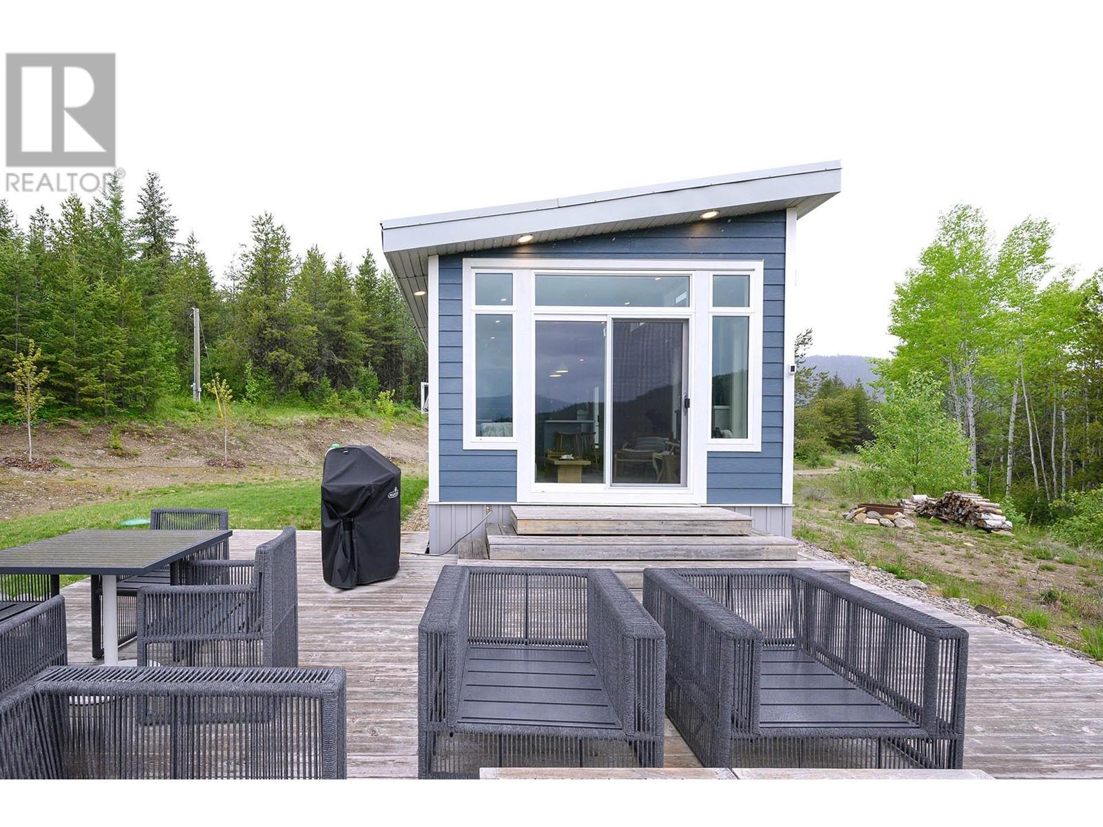 894 Hepburn Rd, Chase, British Columbia  V0E 1M1 - Photo 4 - 180350