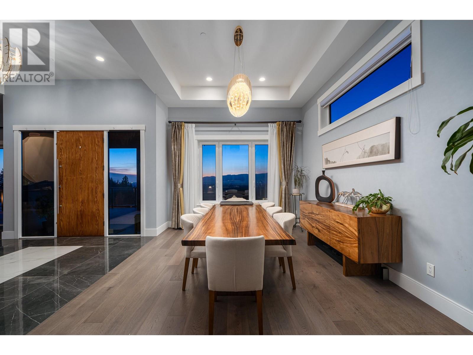 10900 Carmichael Street, Maple Ridge, British Columbia  V2W 0H3 - Photo 7 - R2915062