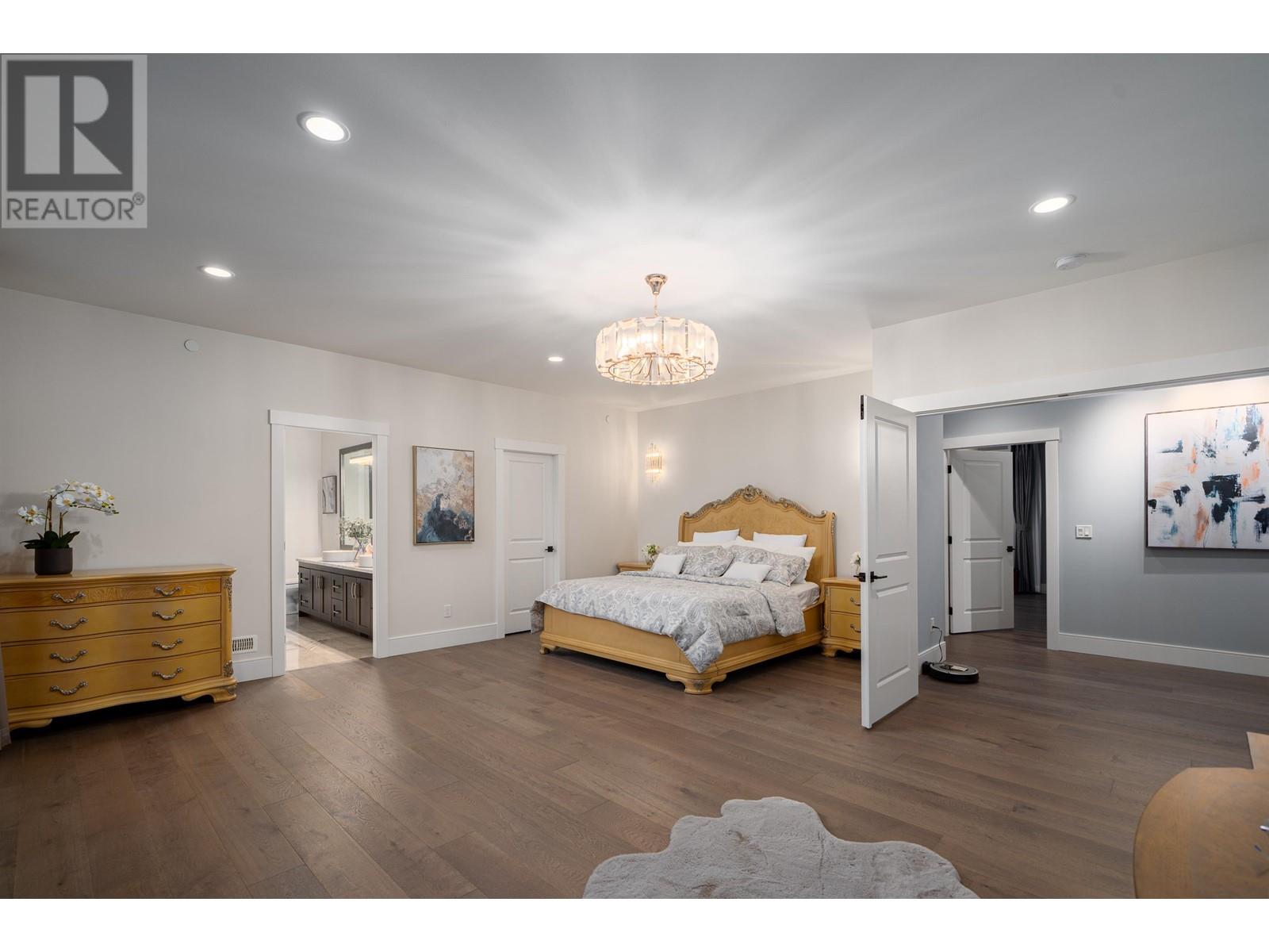 10900 Carmichael Street, Maple Ridge, British Columbia  V2W 0H3 - Photo 13 - R2915062