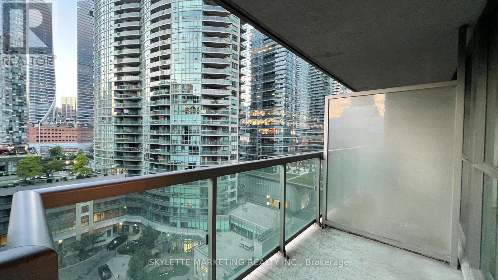 1221 - 25 Lower Simcoe Street, Toronto (Waterfront Communities), Ontario  M5J 3A1 - Photo 17 - C9253821