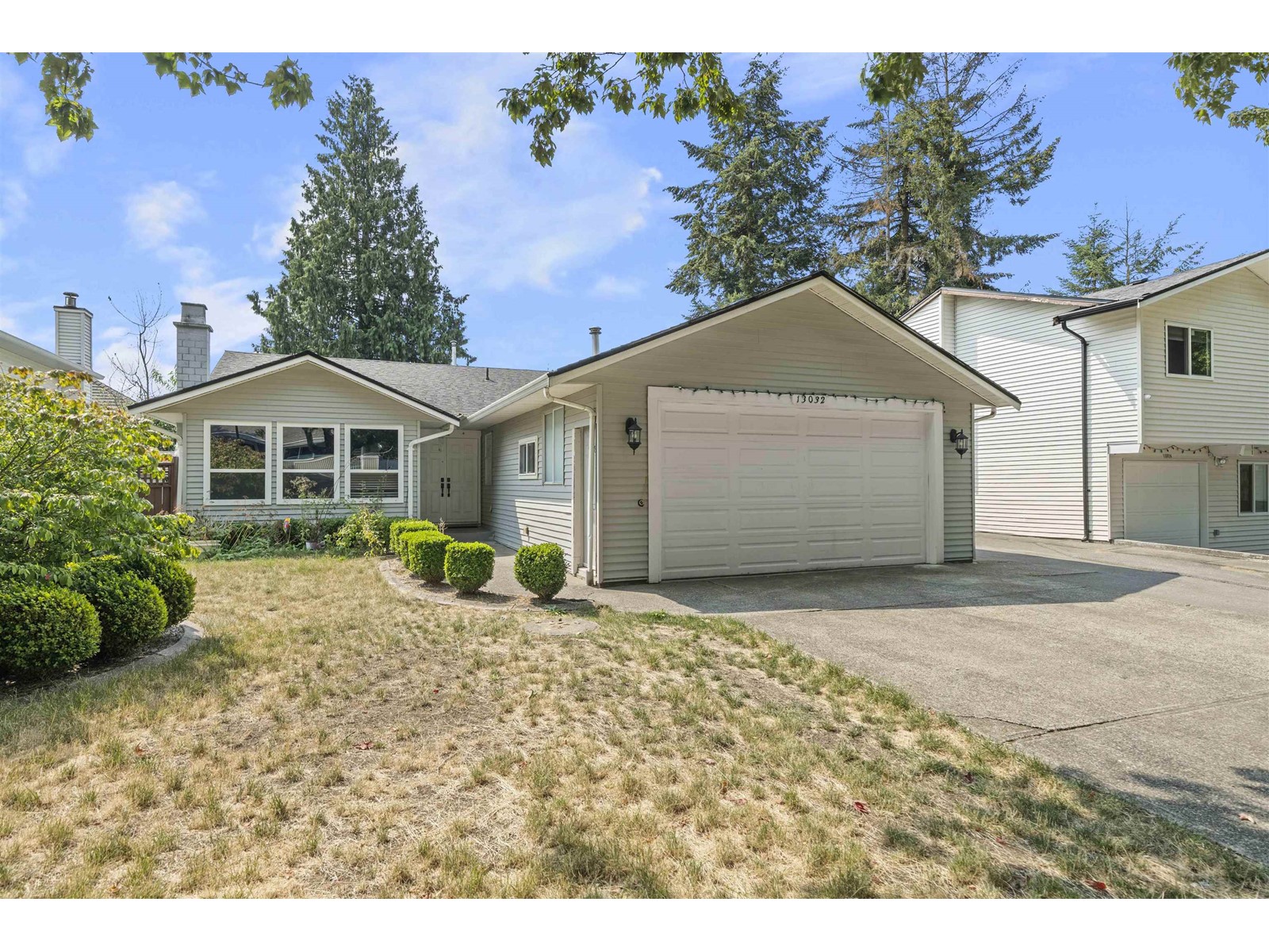 Property at 13032 61 AVENUE image 2