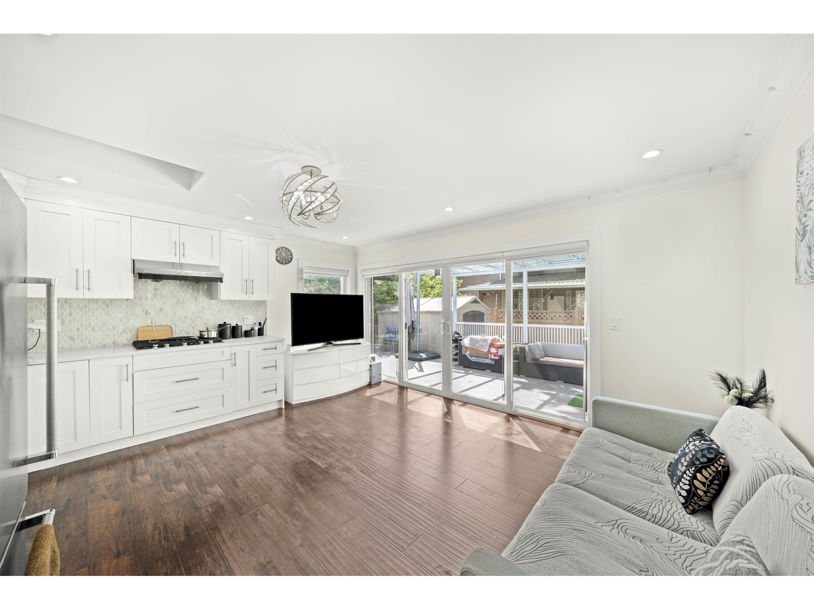 13032 61 Avenue, Surrey, British Columbia  V3X 2H5 - Photo 6 - R2915236