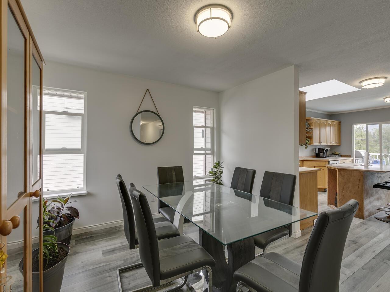 35684 Moore Avenue, Mission, British Columbia  V2V 7L6 - Photo 14 - R2915226