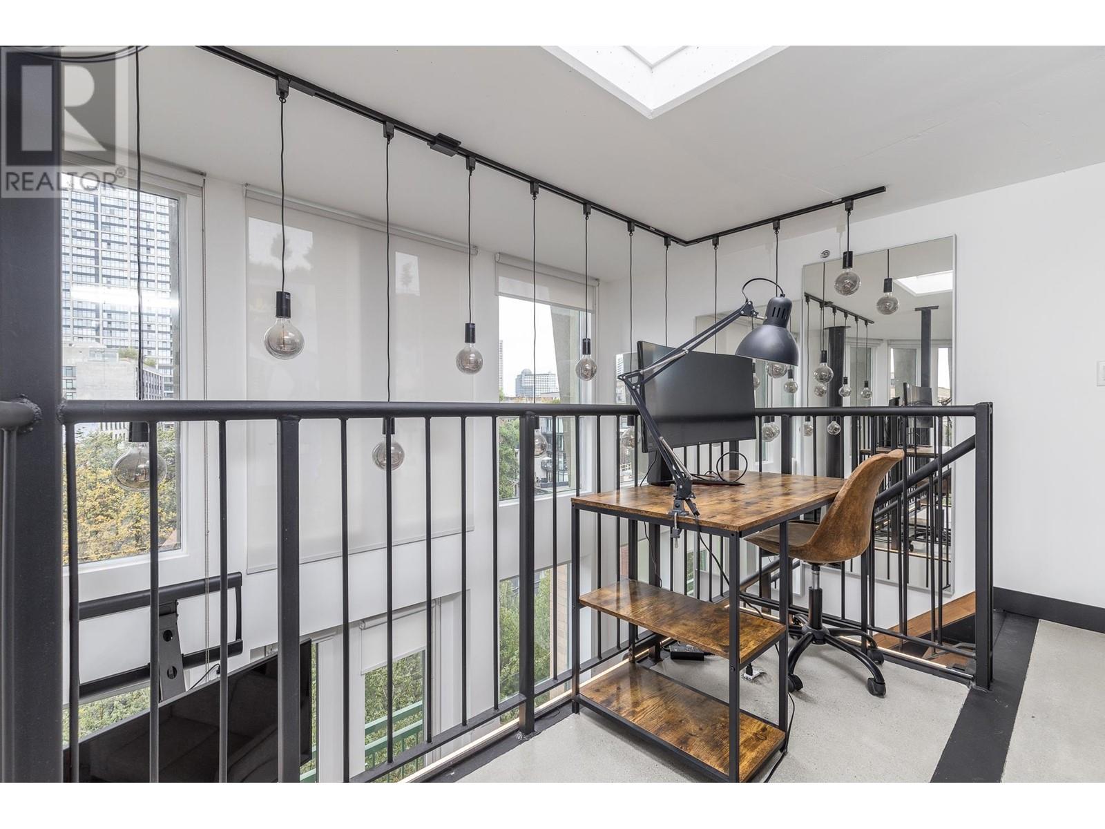 Listing Picture 17 of 31 : 503 1 E CORDOVA STREET, Vancouver / 溫哥華 - 魯藝地產 Yvonne Lu Group - MLS Medallion Club Member