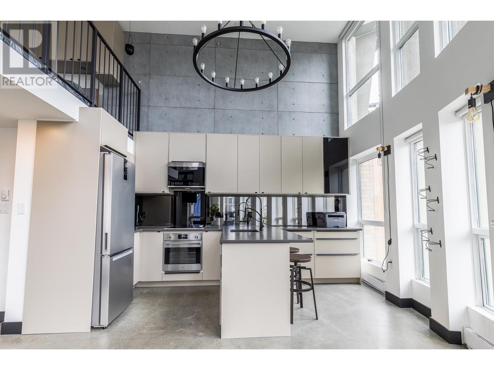 Listing Picture 6 of 31 : 503 1 E CORDOVA STREET, Vancouver / 溫哥華 - 魯藝地產 Yvonne Lu Group - MLS Medallion Club Member