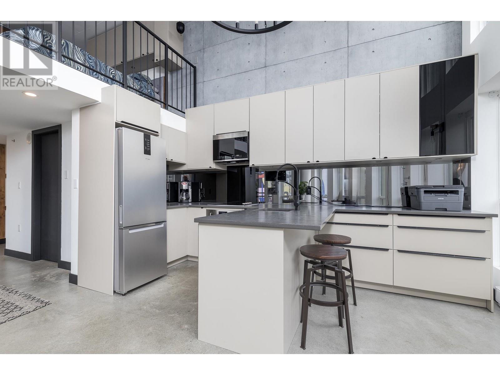 Listing Picture 8 of 31 : 503 1 E CORDOVA STREET, Vancouver / 溫哥華 - 魯藝地產 Yvonne Lu Group - MLS Medallion Club Member