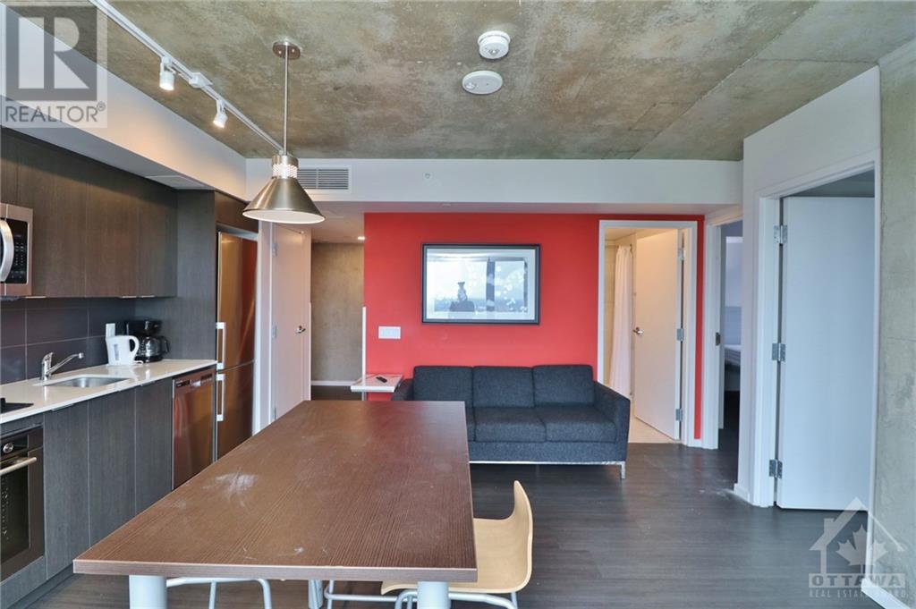 105 CHAMPAGNE AVENUE S UNIT#503 Ottawa