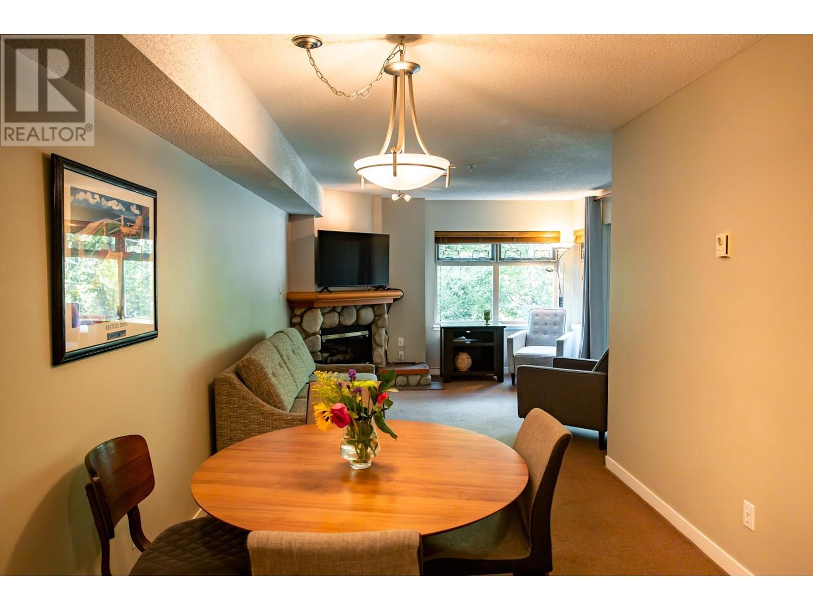 229 2050 Lake Placid Road, Whistler, British Columbia  V8E 0A8 - Photo 4 - R2915132