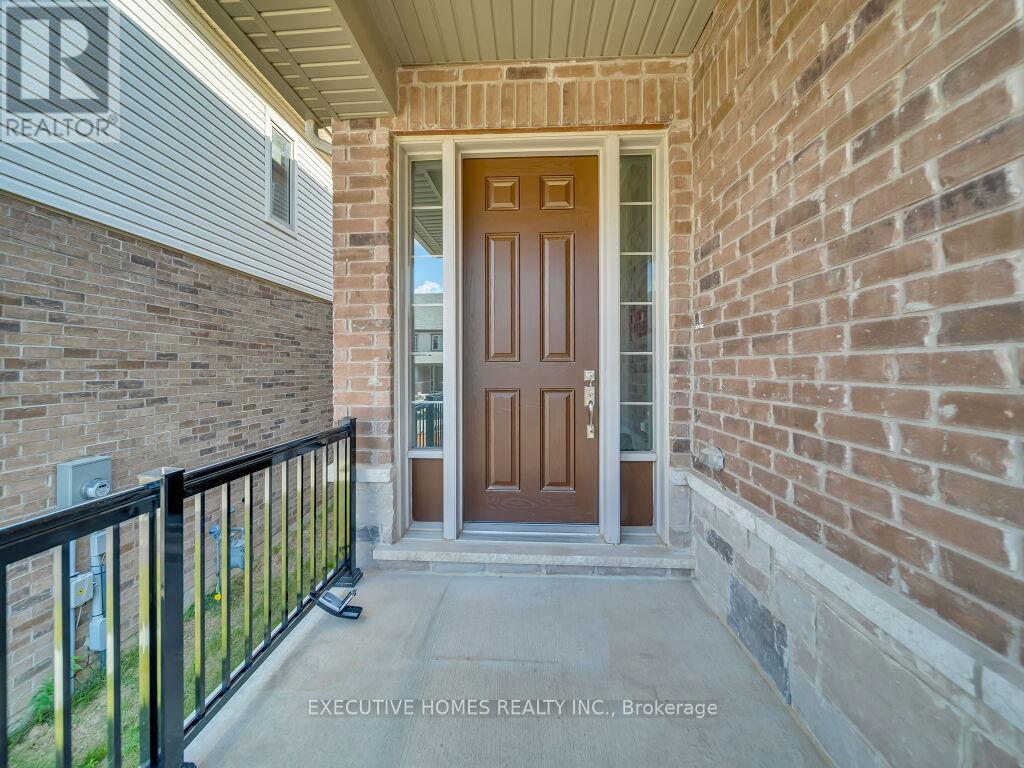 90 Broadacre Drive, Kitchener, Ontario  N2R 0S5 - Photo 7 - X9254315