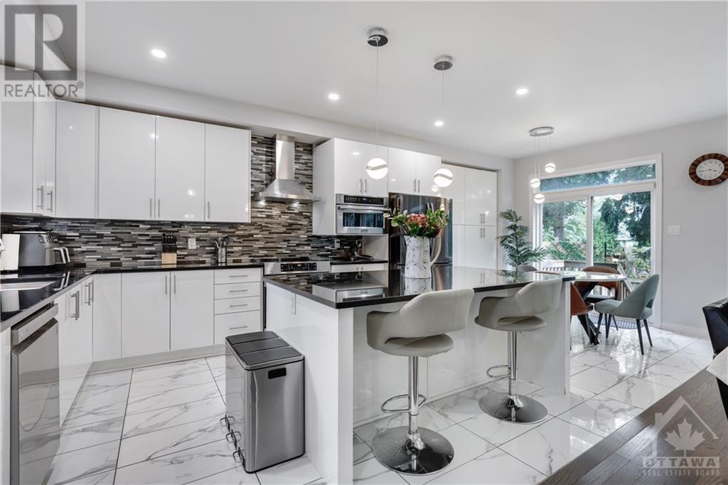 771 Fiddlehead StreetOttawa, Ontario  K1T 0N1 - Photo 7 - X9519747