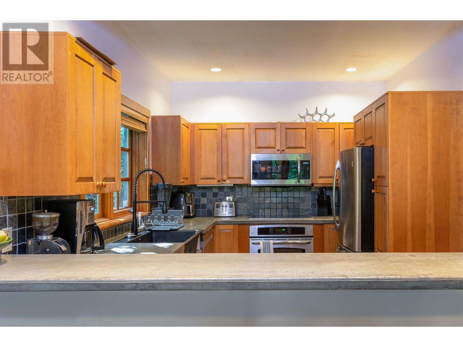 6 2240 Nordic Drive, Whistler, British Columbia  V8E 0P3 - Photo 4 - R2914114