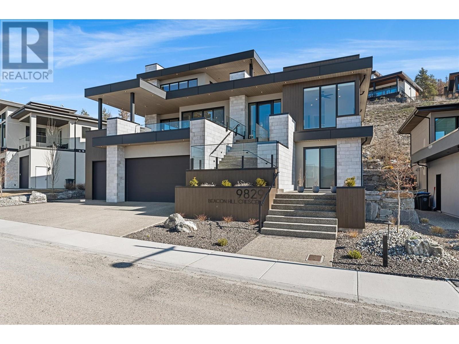 9829 Beacon Hill Crescent, lake country, British Columbia